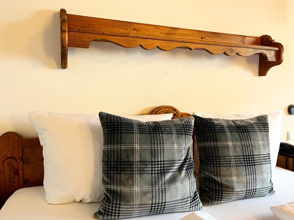 Hotel Adler 오버스타우펜 외부 사진