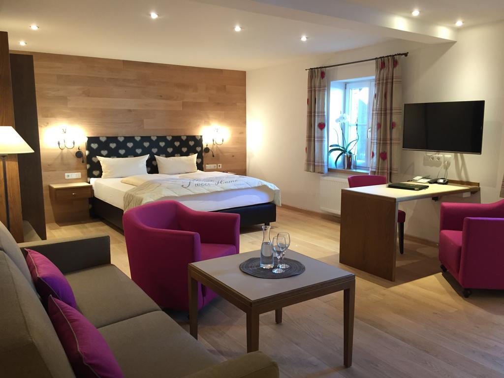 Hotel Adler 오버스타우펜 외부 사진