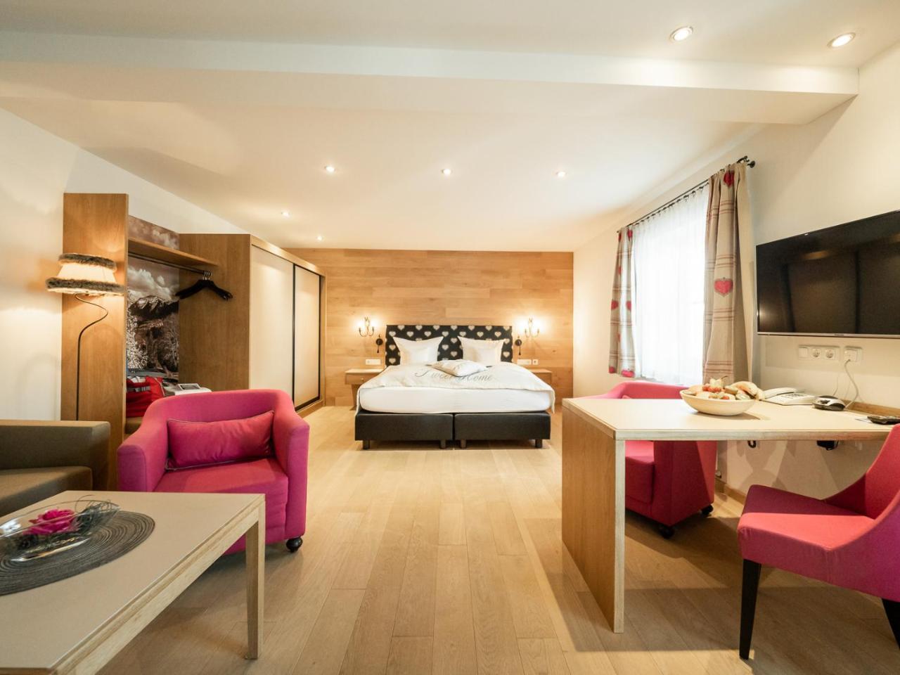 Hotel Adler 오버스타우펜 외부 사진