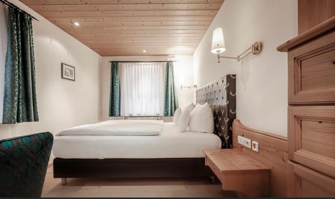 Hotel Adler 오버스타우펜 외부 사진